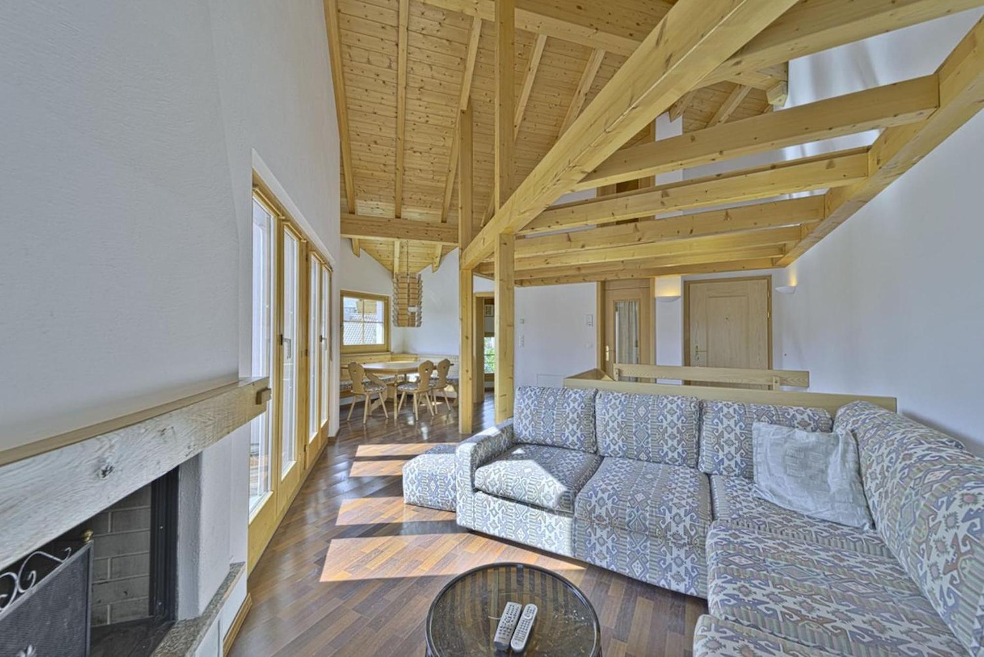 Chesa San Peider - Pontresina Apartment ภายนอก รูปภาพ
